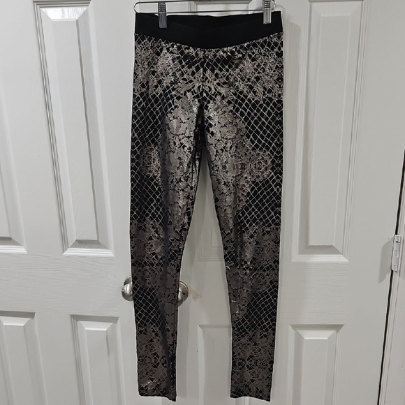 Bebe Black and Silver Geometric Leggings - Picture 1 of 4